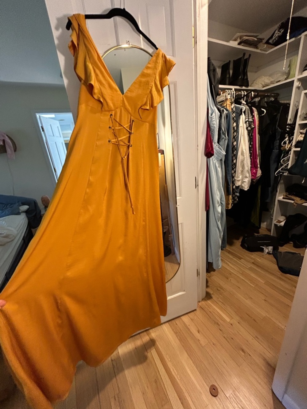BCBGMaxAzria Mustard Yellow Ruffled V-Neck Maxi Dress Size Medium